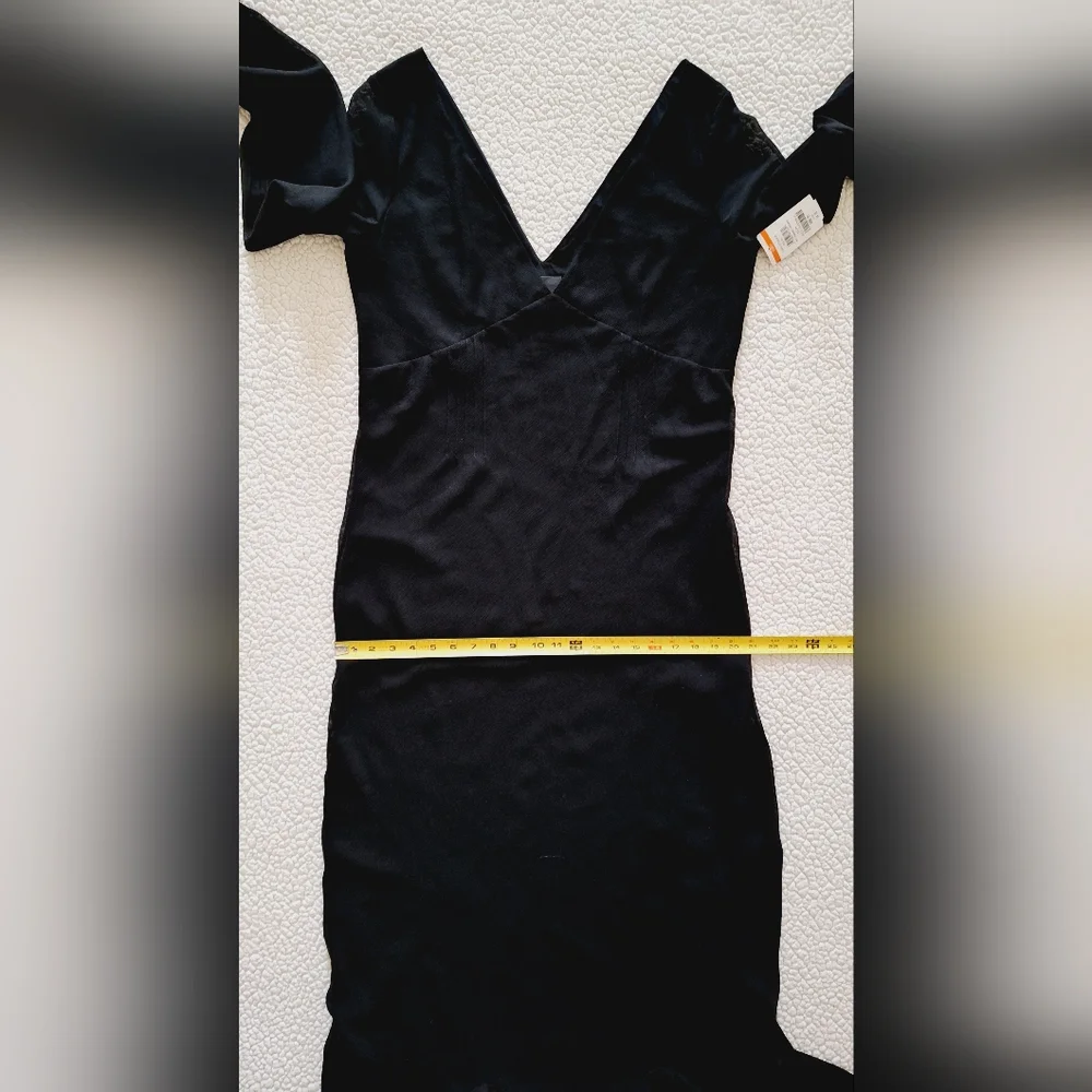 GIVENCHY Off Shoulder Maxi Dress Gown Black Sz 14 Org $5,995 - Picture 14 of 16